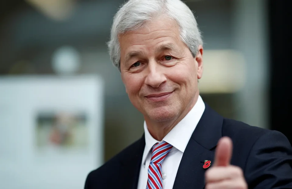 Jamie Dimon doing thumbs-up