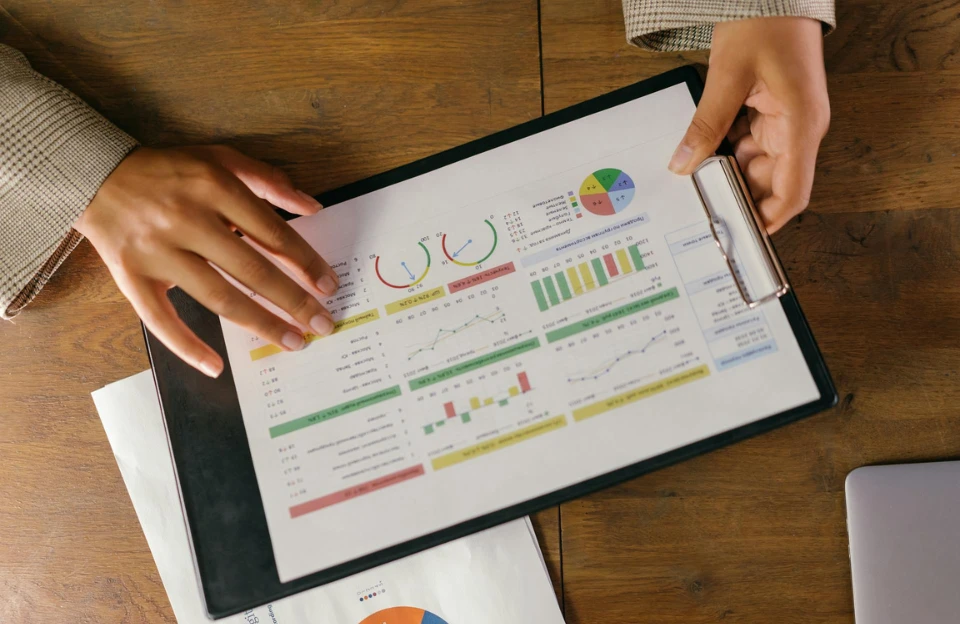 desk representing data analysis skill learning from home