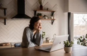 Person Selling Digital Products on Etsy and get $500 sale